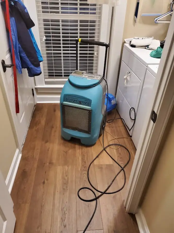 Commercial dehumidifier deployed for Flood Damage Cleanup in Wilmer